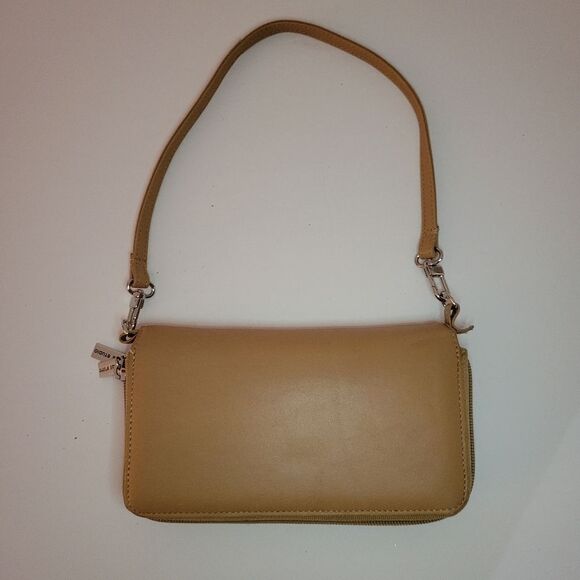 Pelle Studio by Wilsons Leather Tan Wallet On A String Crossbody Clutch - Picture 11 of 15